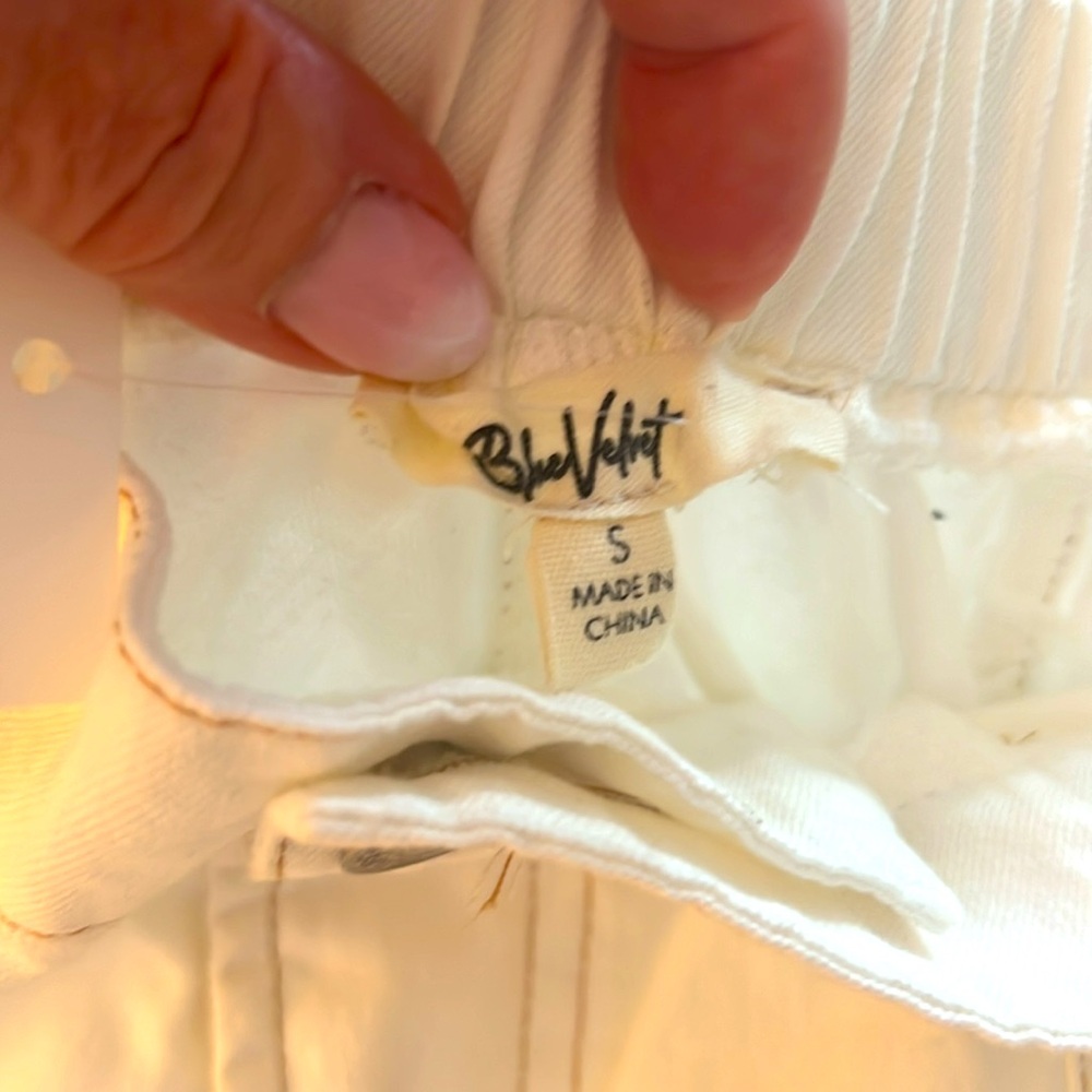 White Lace Detail Pants - Picture 9 of 9